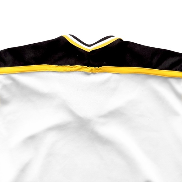 Vintage 90s CCM Boston Bruins NHL Hockey Jersey – Officially Licensed - Picture 6 of 6
